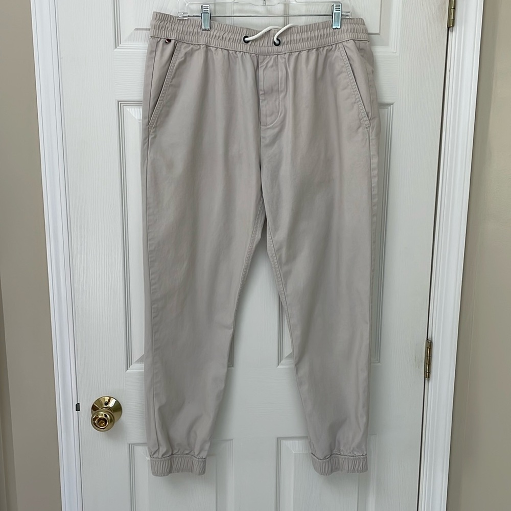 Tommy Hilfiger joggers